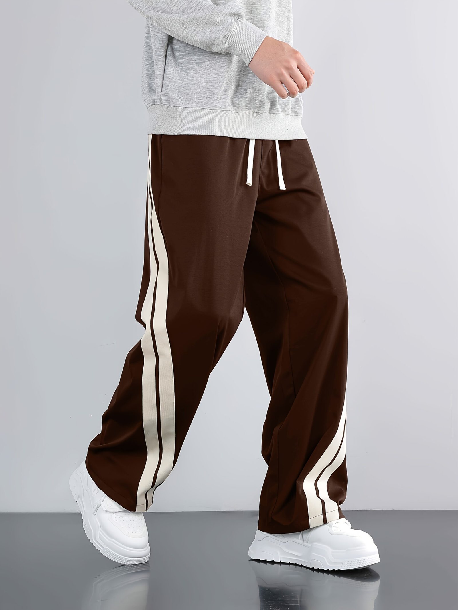 1042c6e0-844d-4fa8-bda1-20b57df93f25.jpg 2