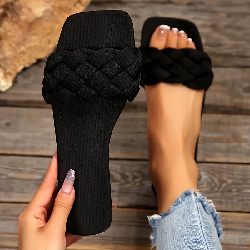 b06c2ccf-ea0d-47cc-b1d8-75064d1a4728.jpg 1