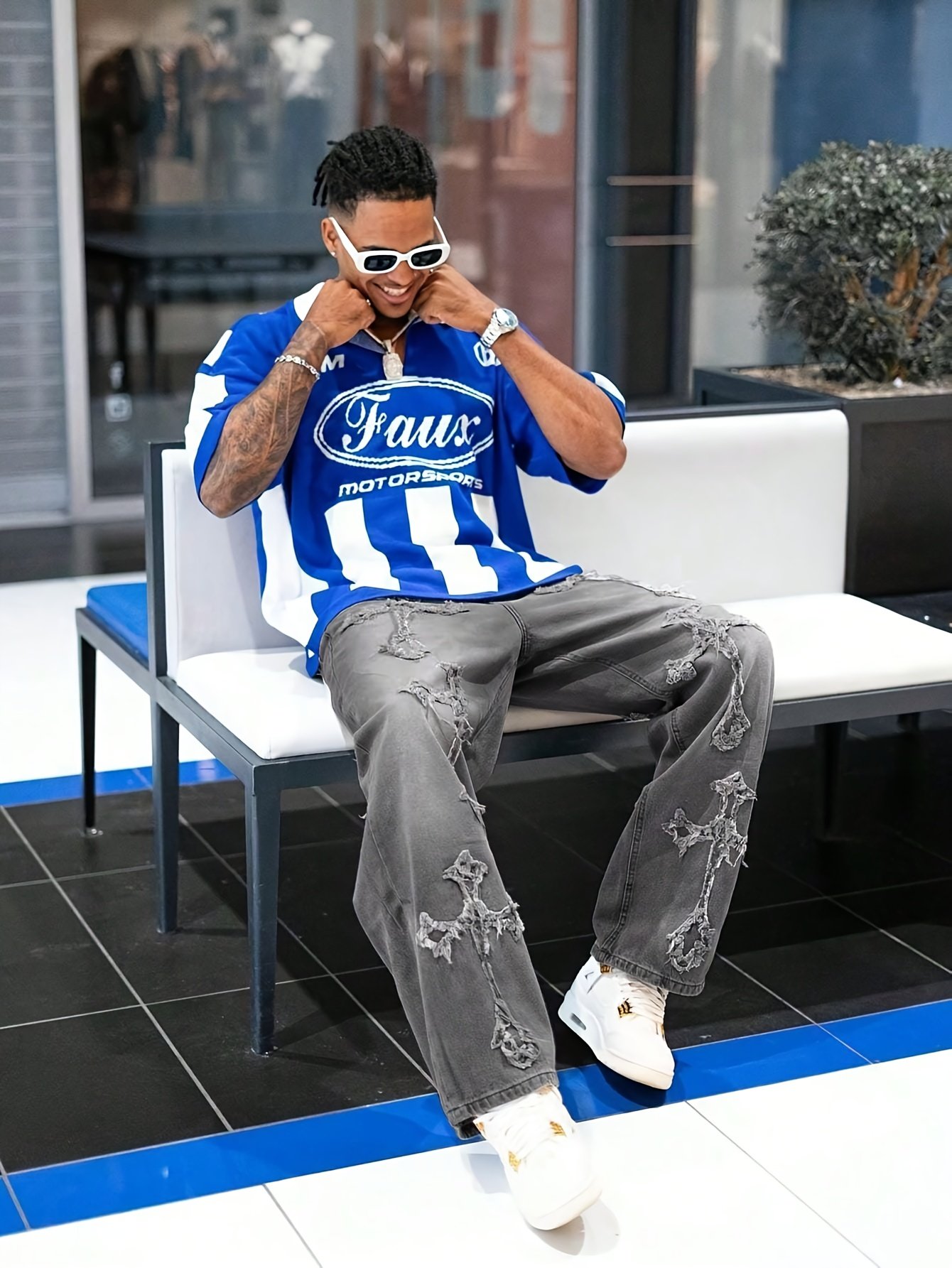 bd8a49c0-e701-4b85-9a7c-794e6b264fa4.jpg 1